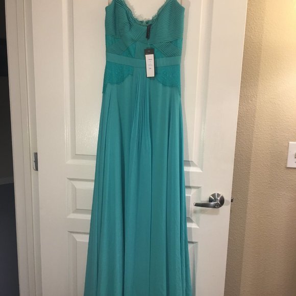 BCBGMAXAZRIA gown - Picture 3 of 4
